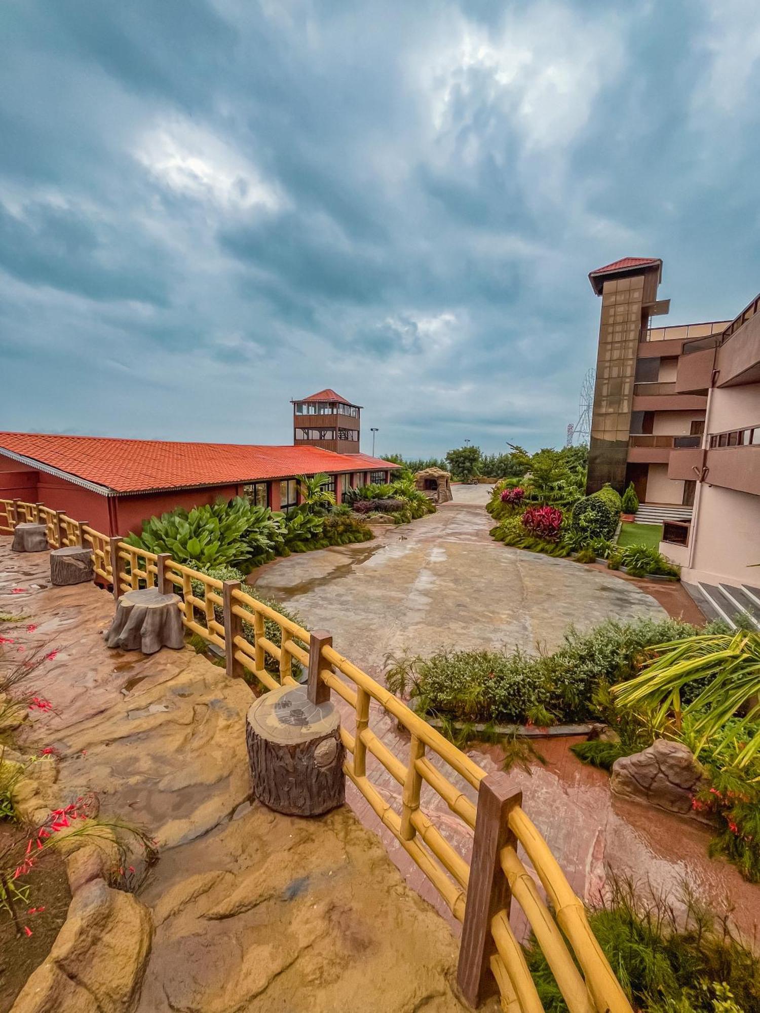Regenta Bharti Amusement & Adventure Resort Pune, Urulikanchan Uruli Kanchan Экстерьер фото
